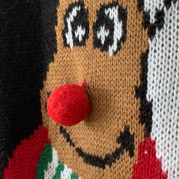 Christmas Sweater - Picture 3 of 4